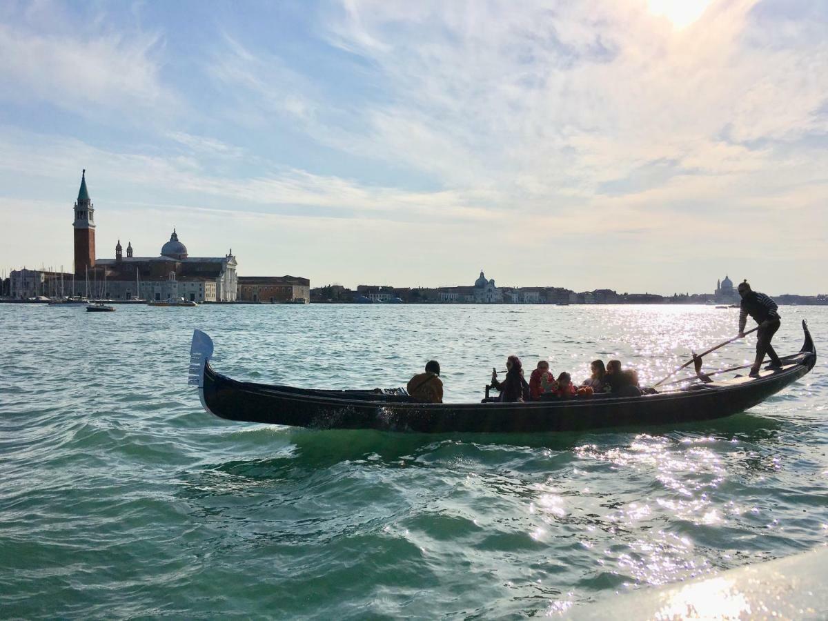Biennale Family Apartment In Venedig Exteriör bild